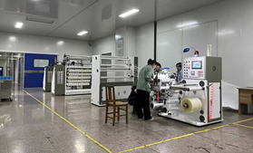 100頭電纜色帶拉線分條機(jī)，金拉線bopp煙膜拆封拉線機(jī)