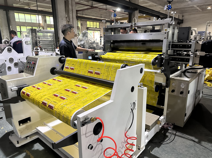 易撕點斷復(fù)卷機(jī) 易撕點斷復(fù)卷機(jī)